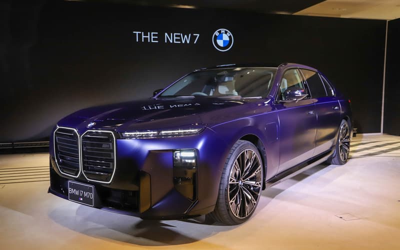 BMW、新型「7シリーズ」日本初公開