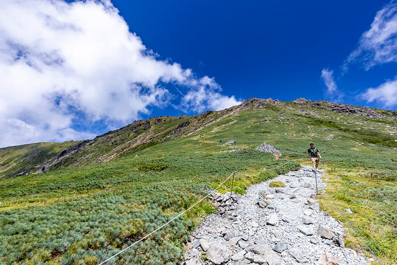 【岩手】花巻市で登山と温泉を満喫！早池峰山登山×癒やしの大人旅