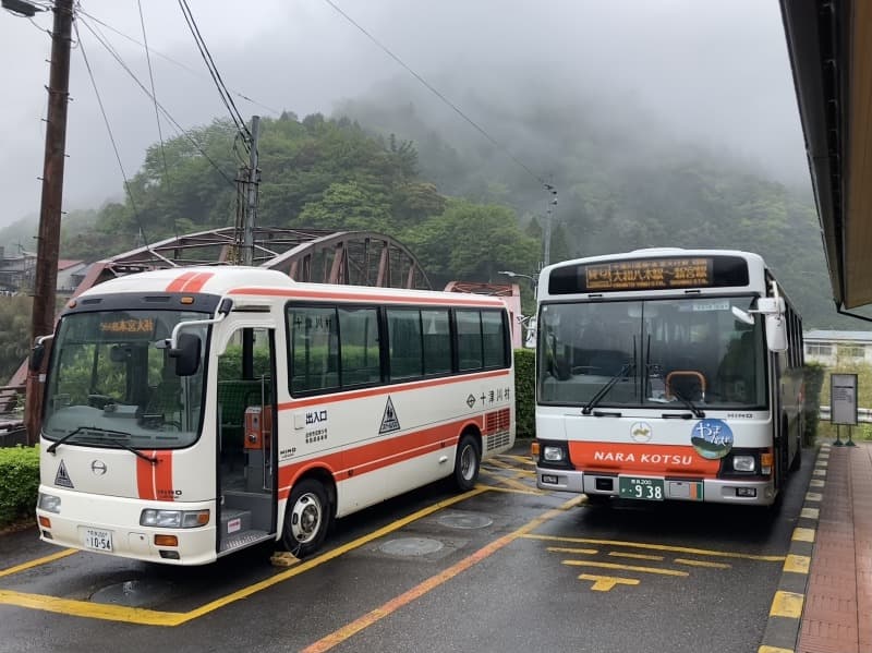 路線車で夜行だと? 日本旅行が「初の八木新宮線夜行運行と酷道・険道を行く十津川村営バス」を企画!! - 自動車情報誌「ベストカー」